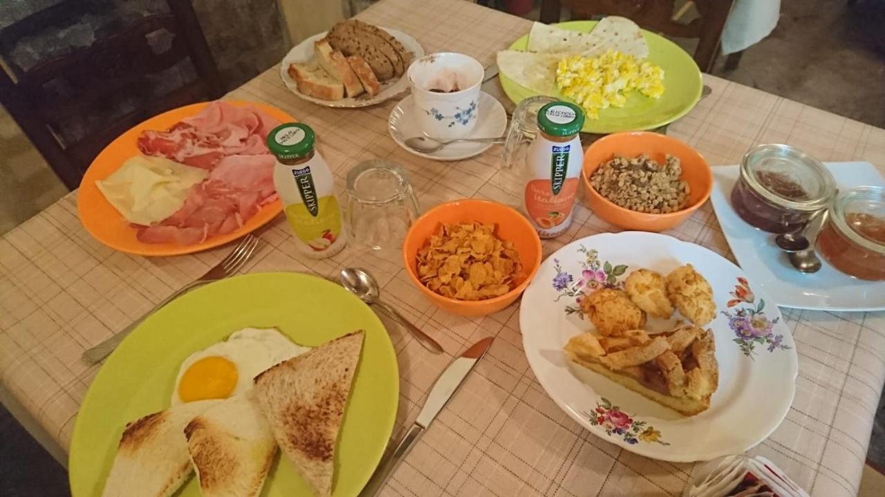 Гостевой дом Carrobbio Bed&Breakfast Кремона Экстерьер фото